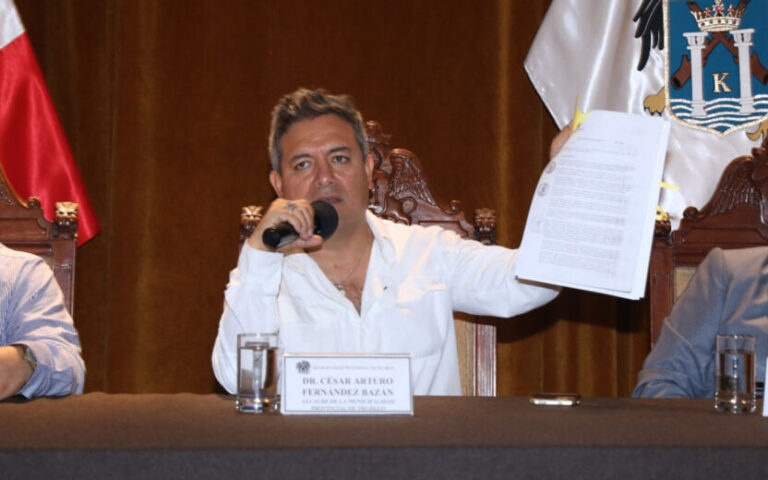 Alcalde de Trujillo, Arturo Fernández, cada vez más cerca del fin de su gestión - Perú