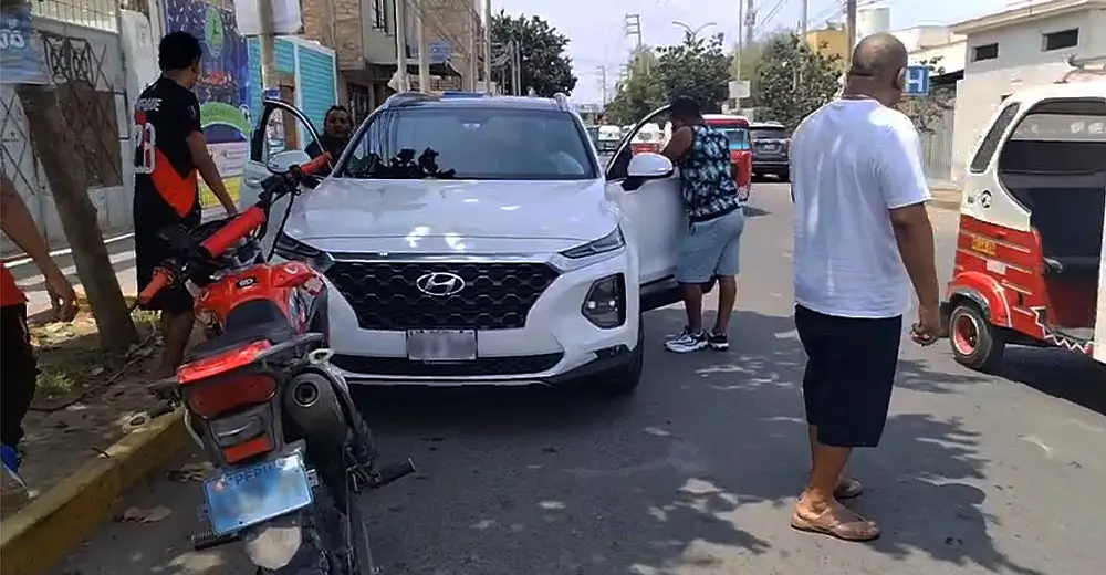 Ica: Empresario es asaltado por marcas tras retirar 60 mil soles de dos bancos en Mega Plaza