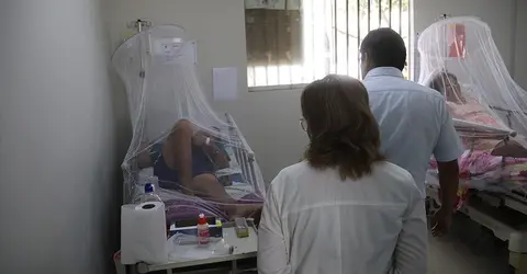 Ica: Implementan áreas especiales para pacientes con dengue en toda la región