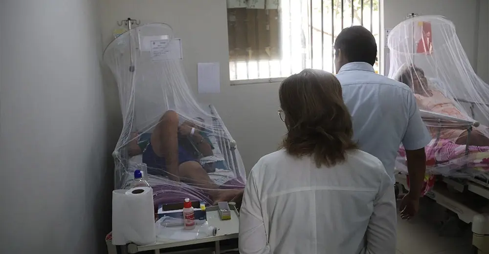 Ica: Implementan áreas especiales para pacientes con dengue en toda la región