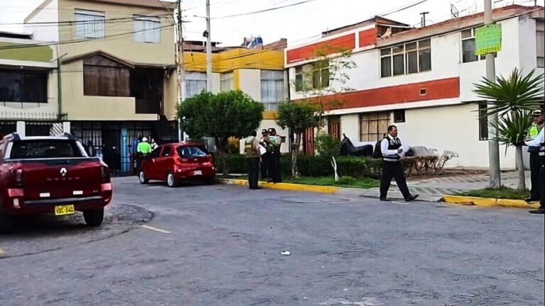 Arequipa: sicarios en moto asesinan a dos personas en Bustamante - Perú