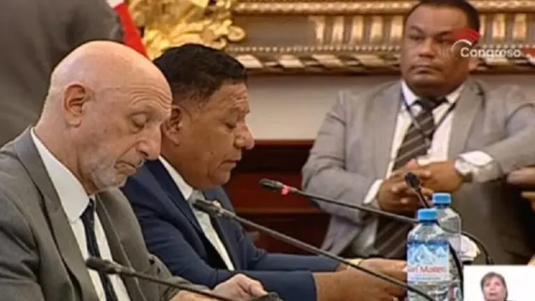 SAC aprueba informe final que recomienda destituir e inhabilitar a los miembros de la JNJ (VIDEO) - Perú