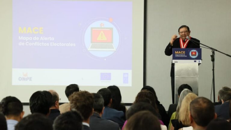 ONPE presenta herramienta tecnológica para prevenir conflictos electorales - Perú