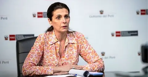 Ministra sale a defender a su jefa: "Yo compré un Rolex bamba y creo que lo regalé, no lo sé"