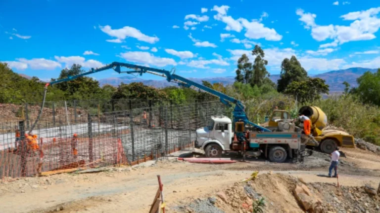 Huancayo: advierten deficiencias en la obra de Esmeralda Alta - Perú