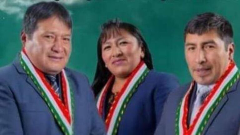 Nuevo caso de nepotismo en Puno: prima de regidora trabaja en el municipio de Azángaro - Perú