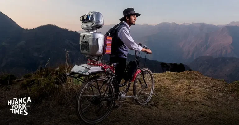 Kipi, el primer robot educativo, será mostrado en festivales académicos de Estados Unidos y Rusia - Perú