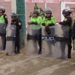 Chincha: Comandante de la PNP termina con siete puntos por corte en la cabeza tras desalojo