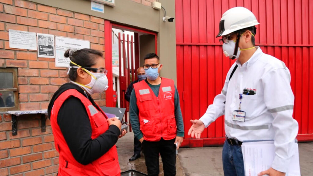 ¿Cuáles son los reglamentos de seguridad laboral en Perú?