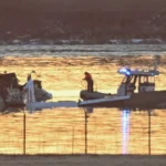 EE.UU.: Recuperan 30 cuerpos y descartan sobrevivientes tras accidente del avión de Washington 