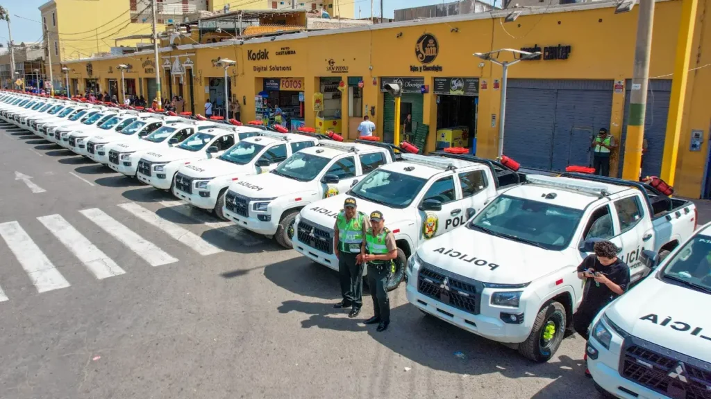 Ica: camionetas y motos donadas a la PNP no pueden circular por falta de placas. Foto: difusión.