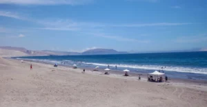 La playa de Carhuaz es una de las más saludables de la región Ica para este verano