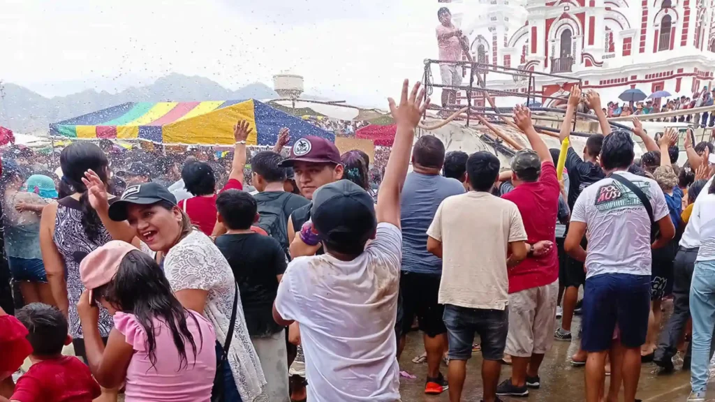 Carnavales 2025 en Ica: ¿Como asistir al jueves de comadres en Yauca del Rosario?