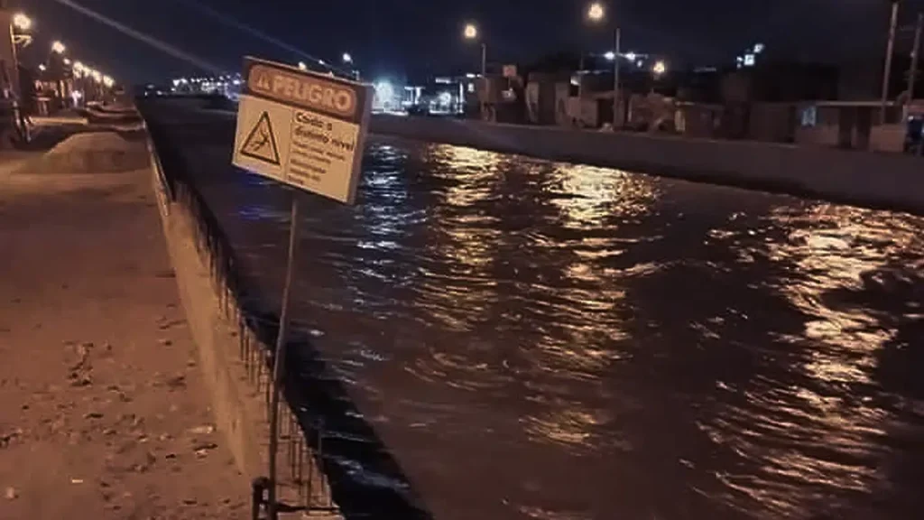 Rio Ica permanece en alerta roja tras su primer crecimiento de caudal en esta temporada