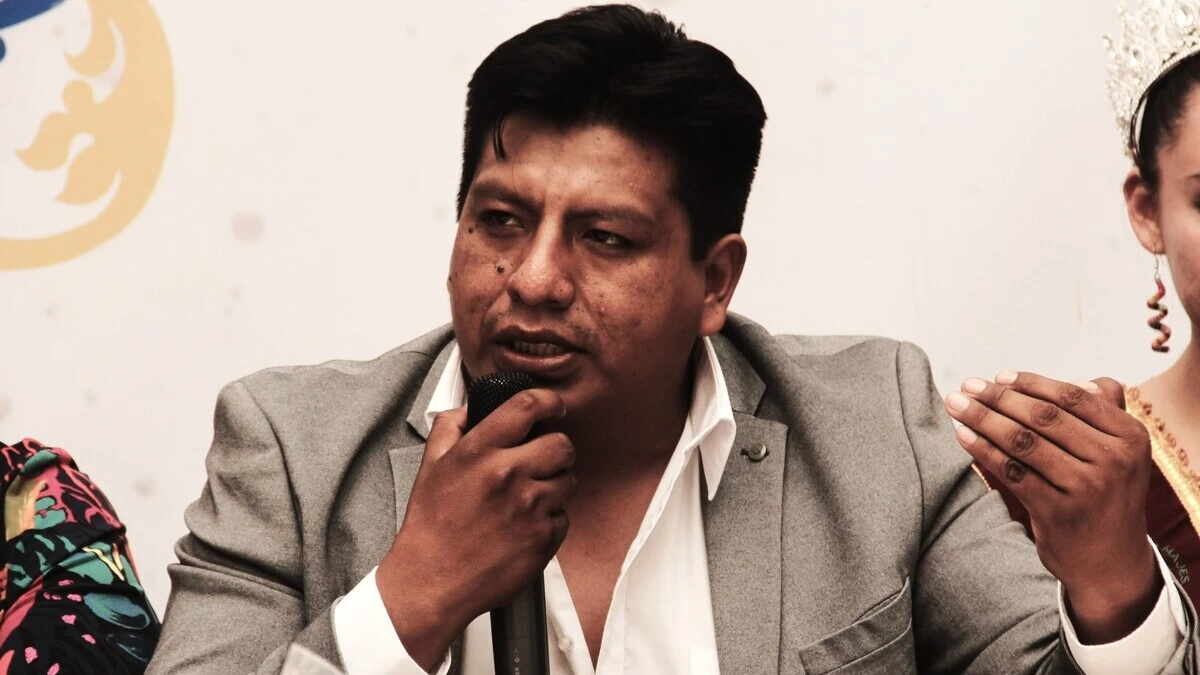 Arequipa: alcalde de Majes entre la vida y la muerte, internado en UCI de clínica - Perú