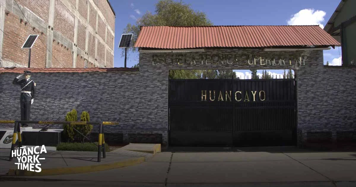 Junín: Fiscal de Huancayo es intervenido por abandonar sus funciones para dictar clases en escuela de la PNP - Perú