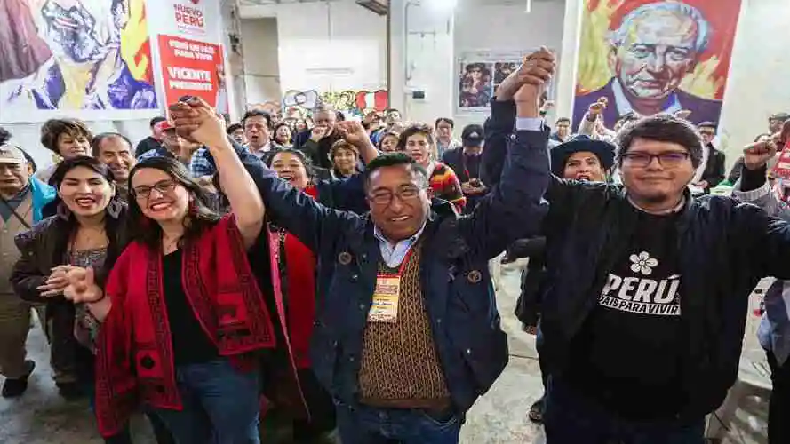 Vicente Alanoca: El científico aimara que quiere llevar la voz de los pueblos al poder - Perú