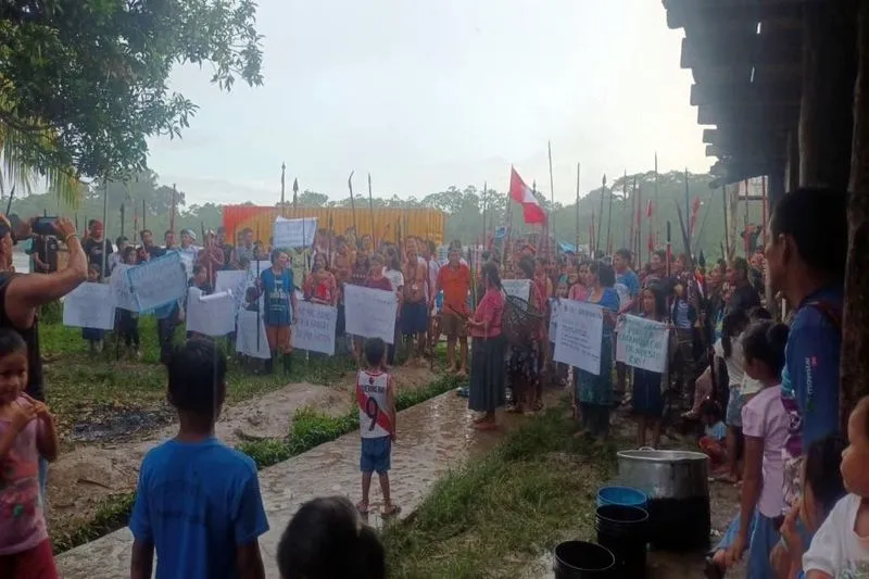 Loreto: Convoyes petroleros siguen retenidos en el río Corrientes - Perú