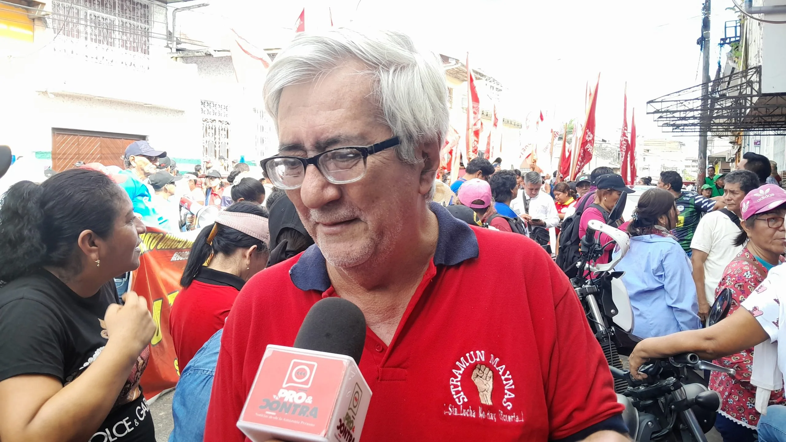 Trabajadores municipales en Loreto rechazan propuesta del MEF: “Es una burla que nos quieran dar 35 soles” - Perú