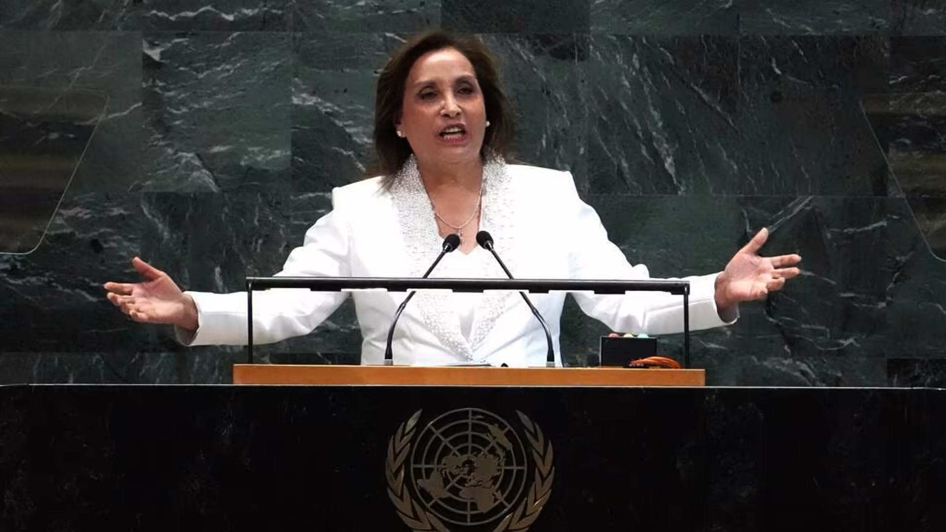 Dina Boluarte y sus papelones en EE.UU.: la callan en la ONU y llama “narcotraficantes” a peruanos que protestan