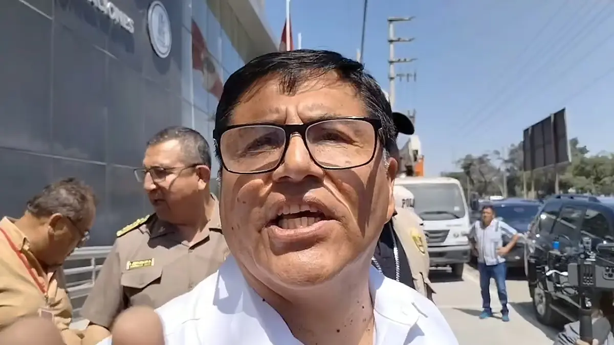 Ministro del Interior se incomoda en Ica tras ser confrontado por la prensa al mencionar a alias “El Monstruo”