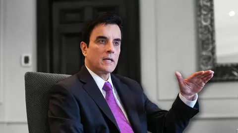 Carlos Spa, el candidato "bonito" a la presidencia a quien hay que tenerlo en la mira