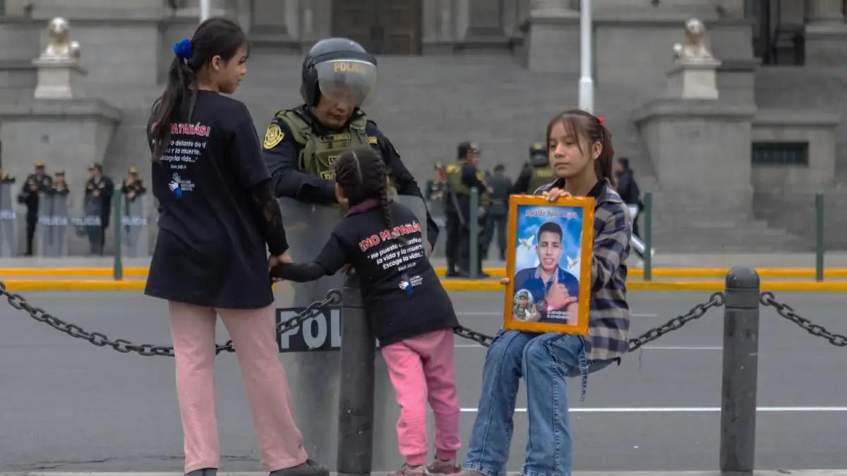 Estudios de la INEI revelan que más del 83% de la población peruana no confía en la PNP