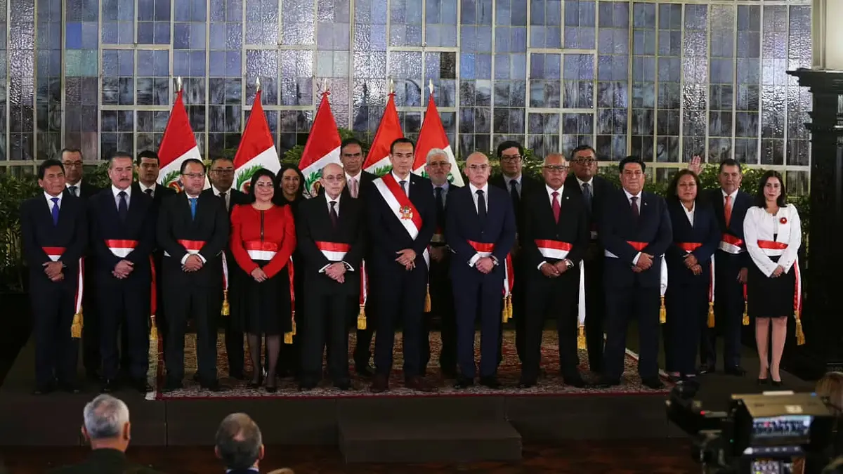 José Jerí juramenta a Ernesto Álvarez como nuevo premier y estos son sus ministros