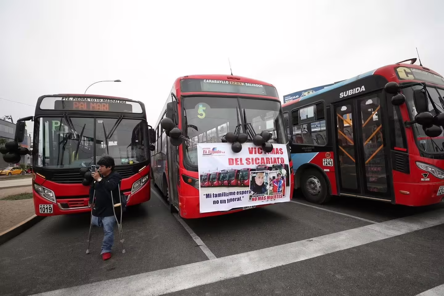 Lima: transportistas acatan para de 24 horas tras asesinato de un conductor en San Juan de Miraflores