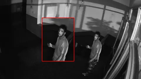 Ica: delincuente entra a medianoche y roba en la Parroquia Santiago de Luren