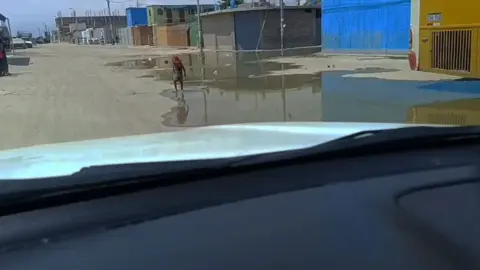 Ica: Obra de S/ 5 millones en Salas Guadalupe colapsa e inunda viviendas con desagüe