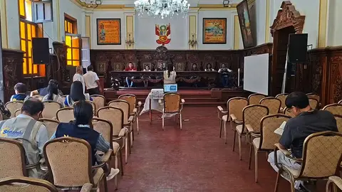 Ica: Senamhi convoca foro y nadie asiste, expertos expusieron ante un auditorio vacío