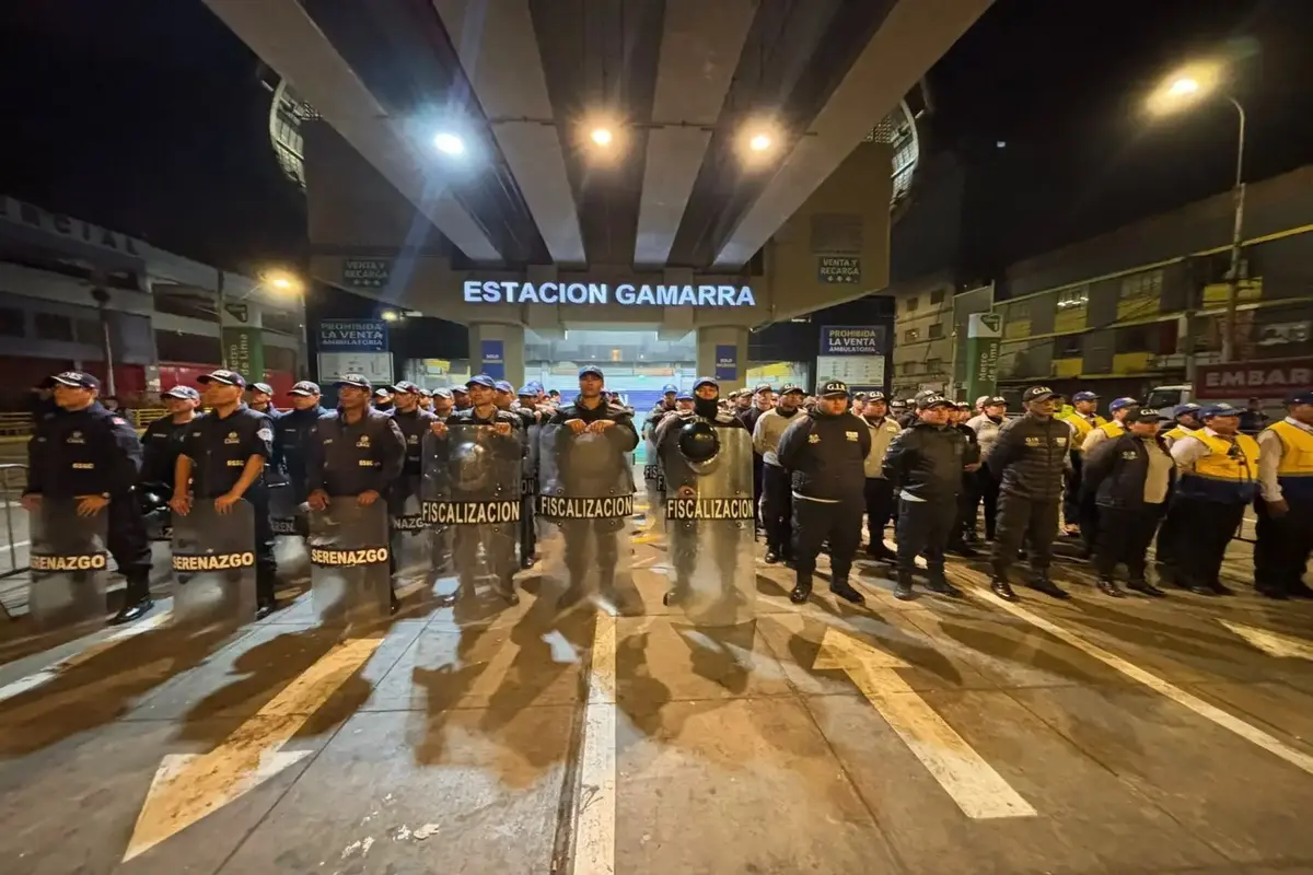 Lima: MML ejecuta operativo contra informales en avenida Aviación cerca de Gamarra