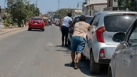 Gas en Ica: Reportan desabastecimiento de GNV y largas colas en grifos