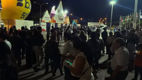 Ica: detienen a efectivo PNP acusado de presunto tocamiento a mujer durante la Vendimia