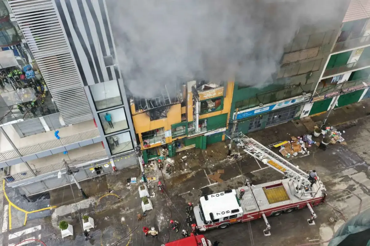 La Victoria: Incendio en galería de Gamarra deja más de 80 empresarios damnificados