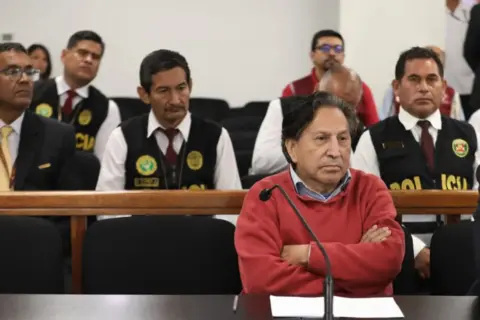Poder Judicial ordena transferencia de bienes de Alejandro Toledo al Estado peruano