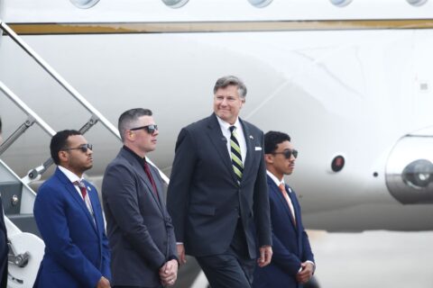 Delegación oficial de Estados Unidos llega a Lima para toma de mando presidencial
