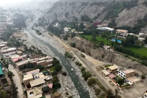 Gobierno declara estado de emergencia en 796 distritos por Fenómeno de El Niño