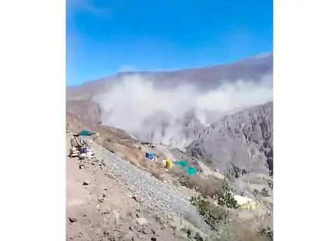 Ayacucho: Sismo de magnitud 7.2 bloquea vía nacional y afecta servicios básicos