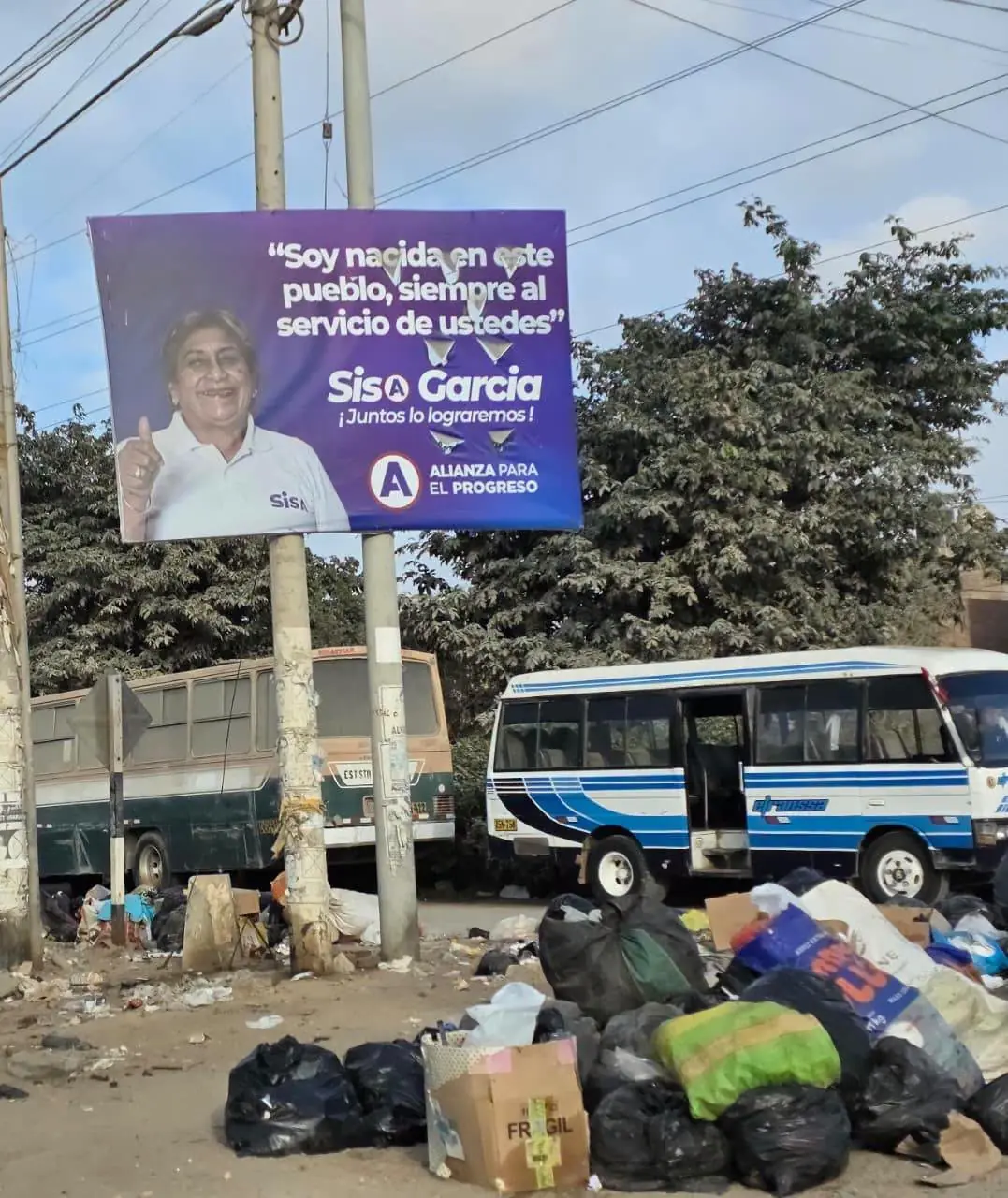 Sisa García: Exalcaldesa de Subtanjalla en Ica quiere volver mientras su hijo ocupa el cargo en medio de la basura