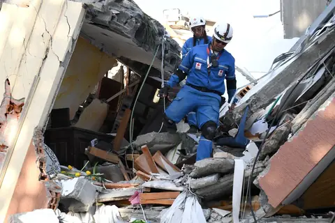 Terremoto de magnitud 7,4 en Colombia deja 111 fallecidos y graves daños estructurales
